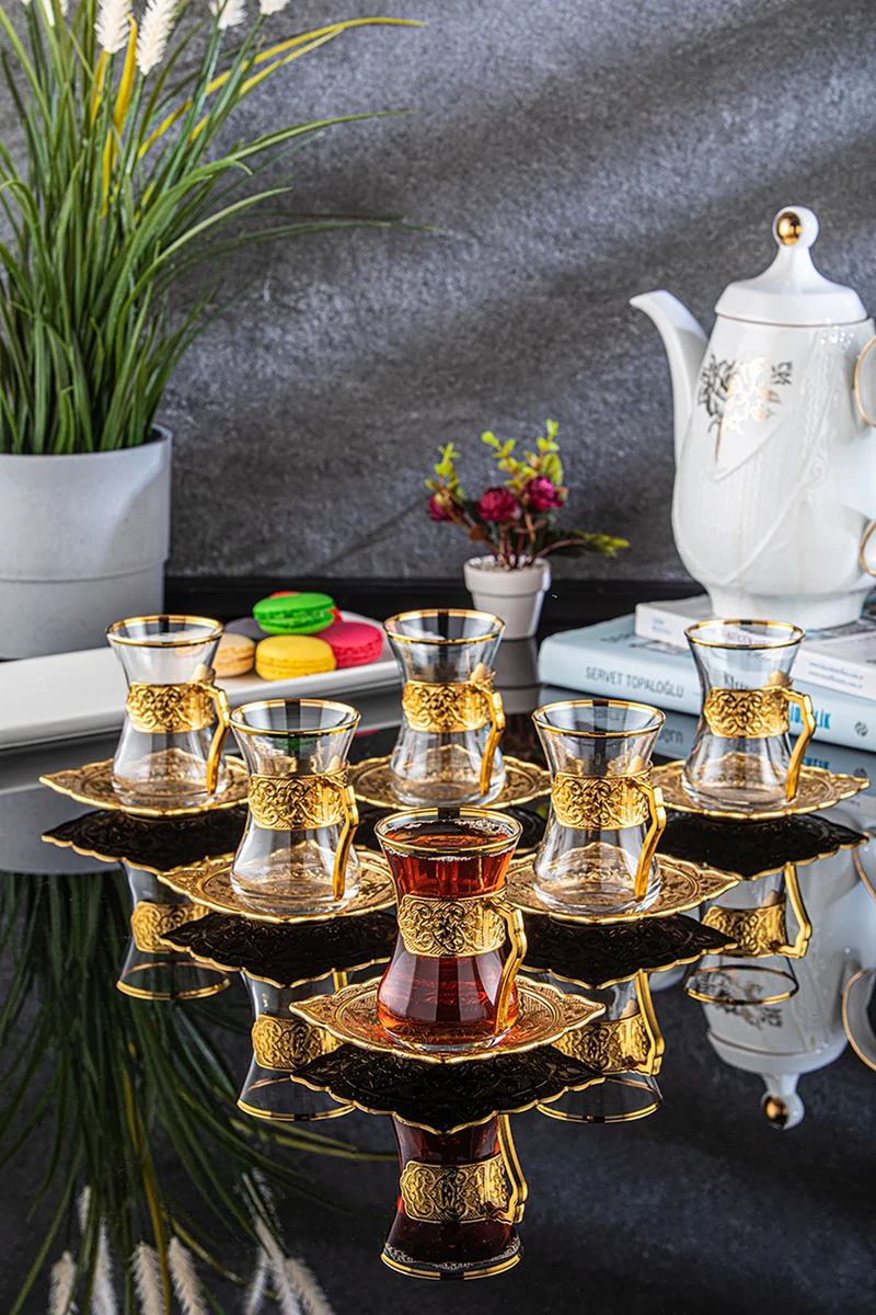 Beyzade Tea Set for Six